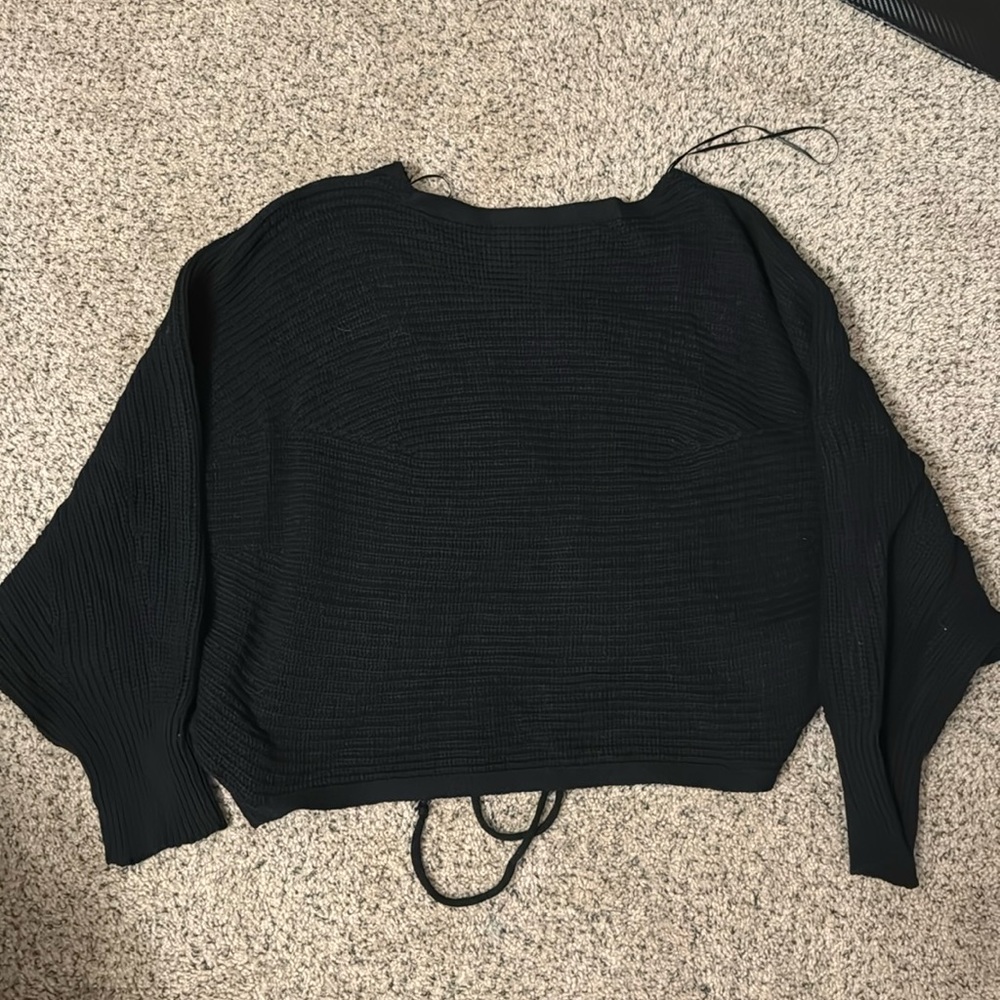 🛑3 FOR $30🛑 tie up back sweater